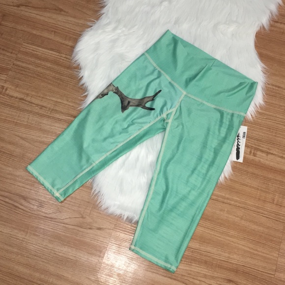 Teal Deer Medicine Teeki Cropped Yoga Pants - Picture 2 of 4